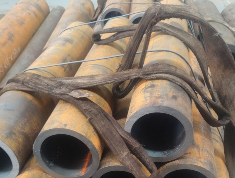 察哈尔右翼中15CrMoG无缝钢管切割